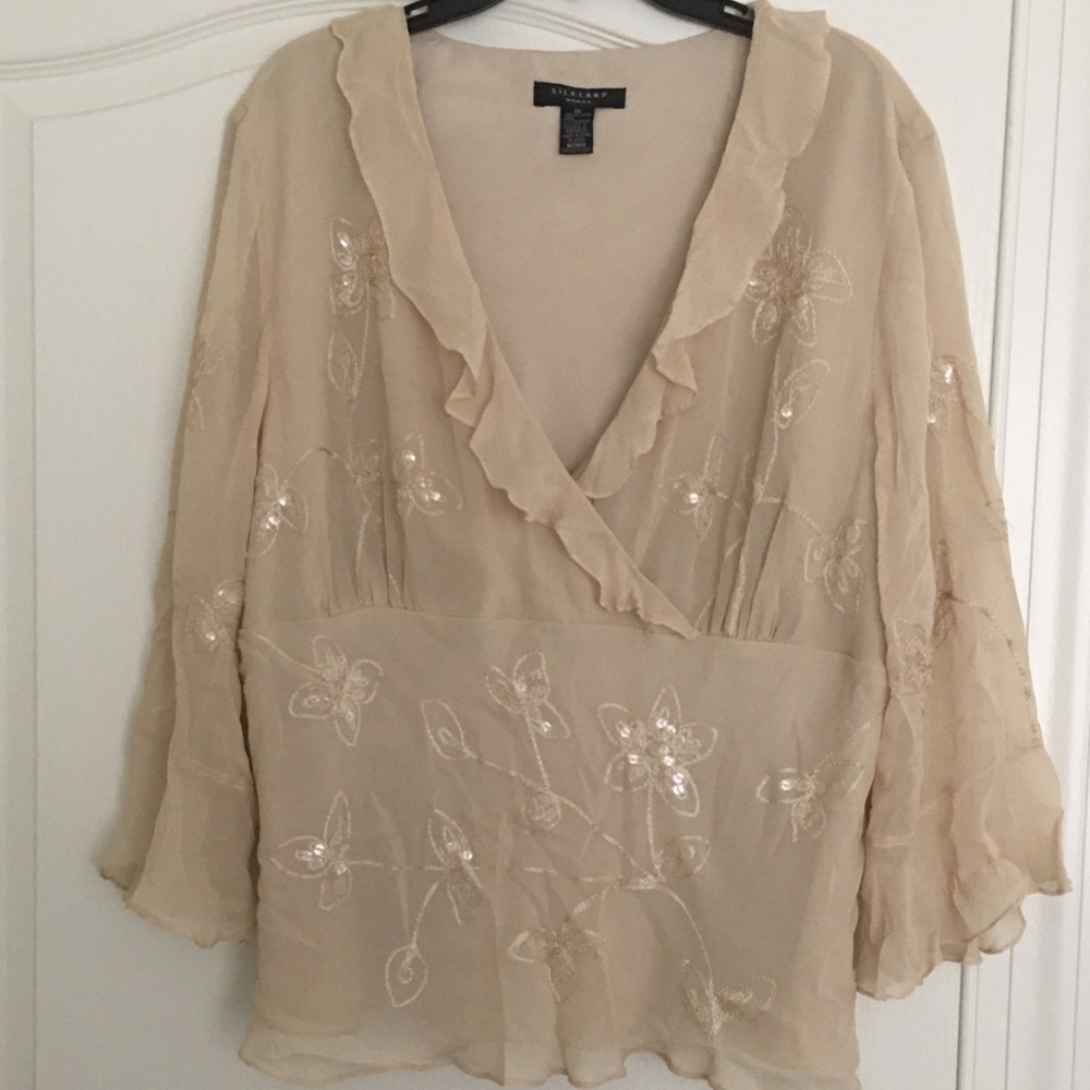 Women’s dress top